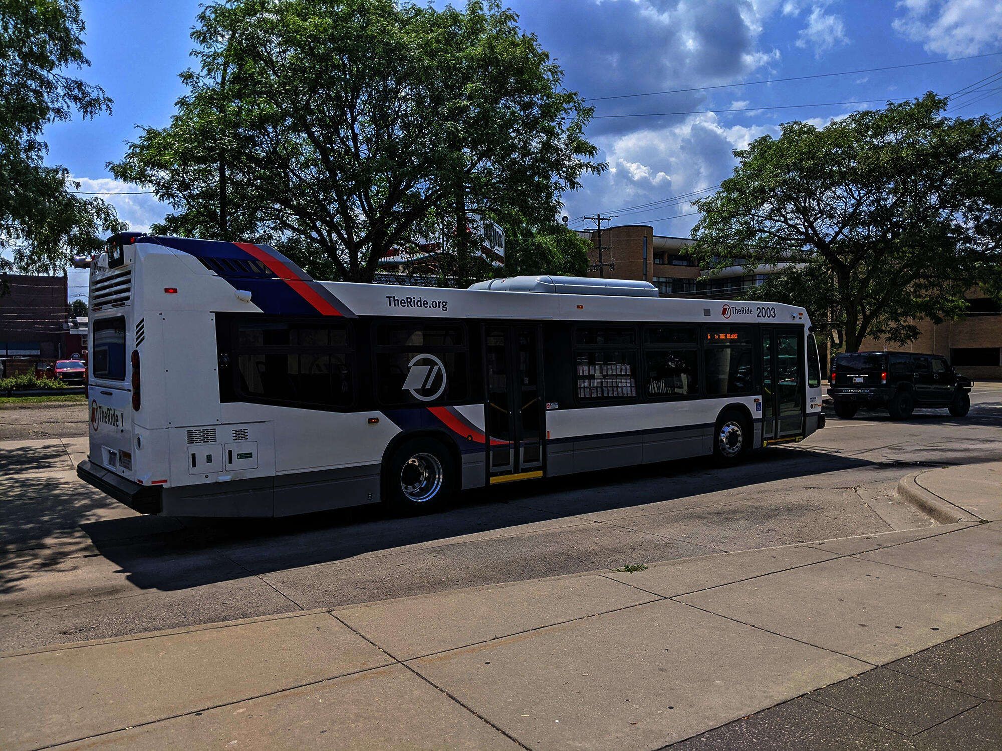 Nova Bus