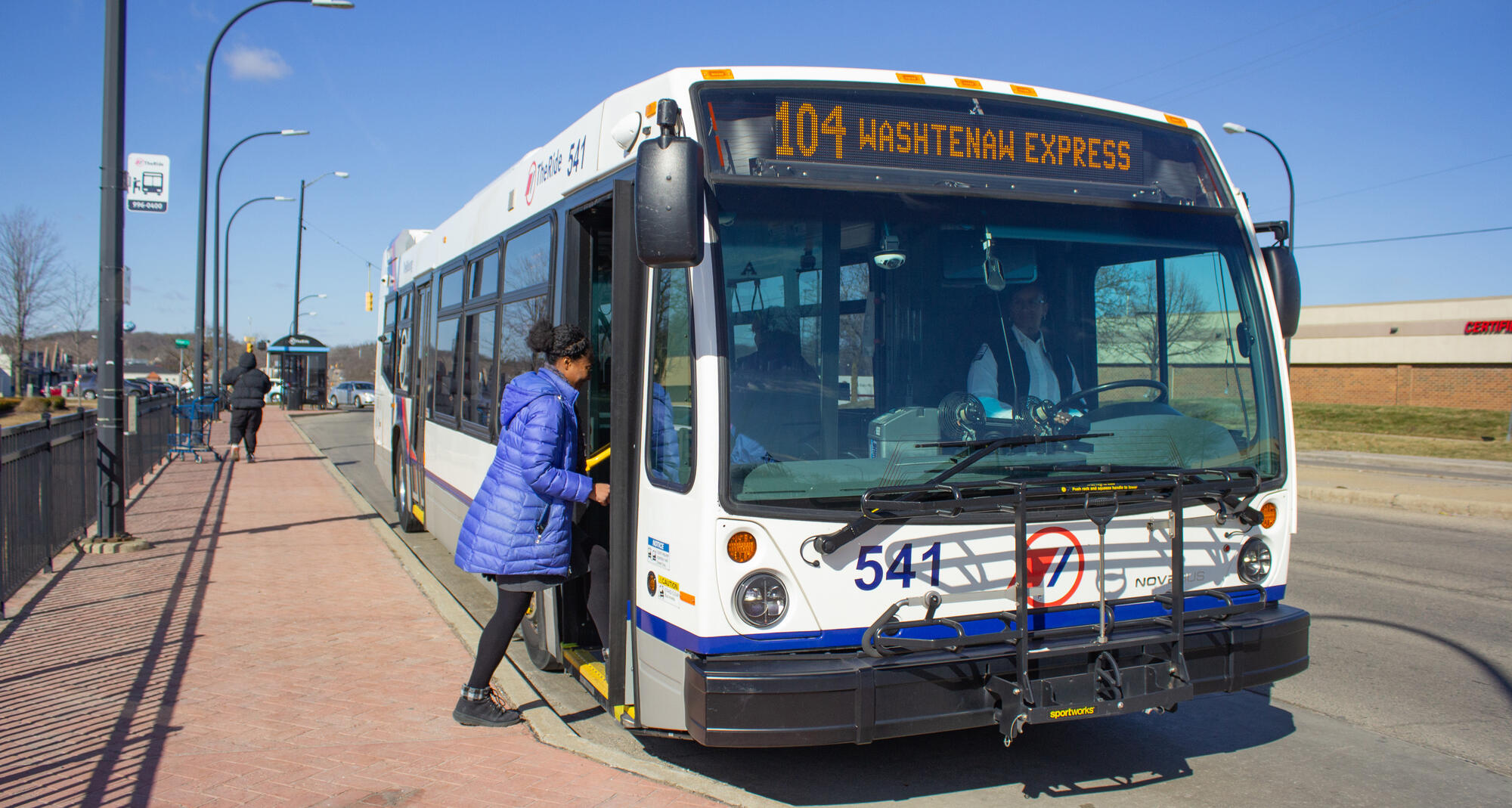 Photo of Bus - Washtenaw Express Route